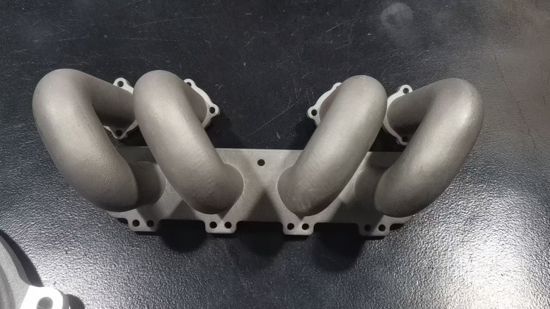 Lightweight Metal Exhaust Manifolds for Small-Batch Performance Production