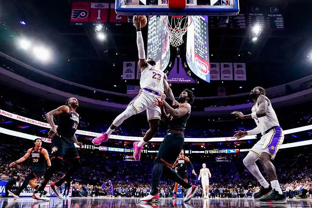 LeBron&rsquo;s &ldquo;Last Decision&rdquo;: A Gamble in Philadelphia or a Return to Roots?
